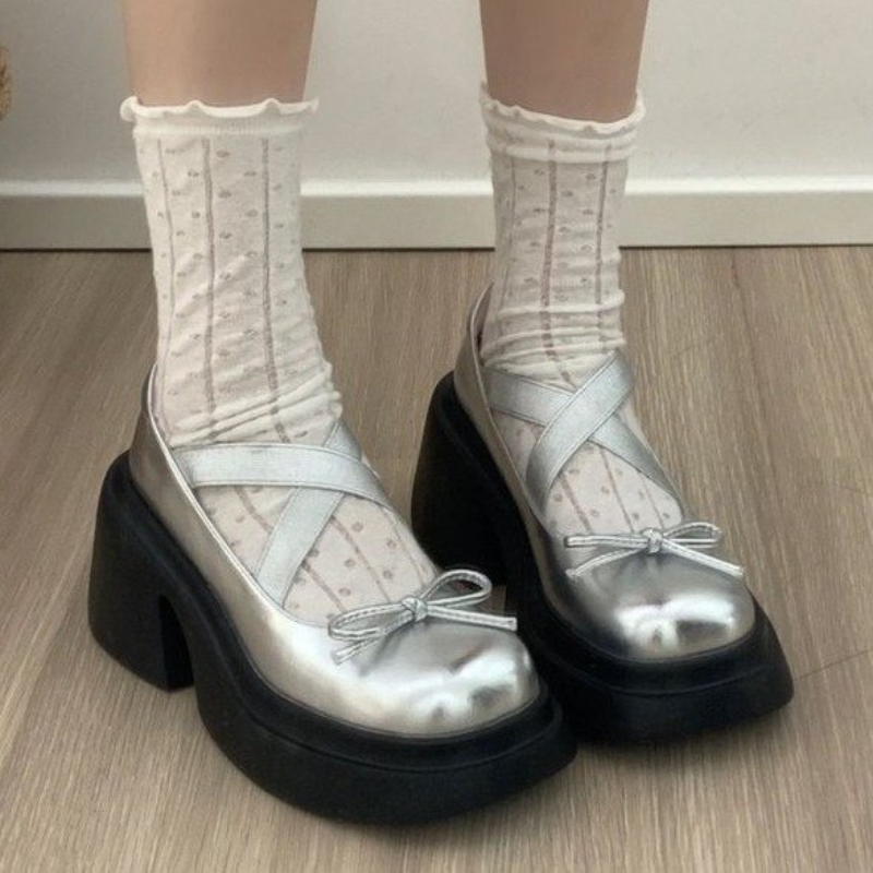 Bowknot Sweet Platform Mary Janes Women New Cross Strap Thick Single Shoes Ladies Buckle New Patent Leather Lolita Pumps 2548