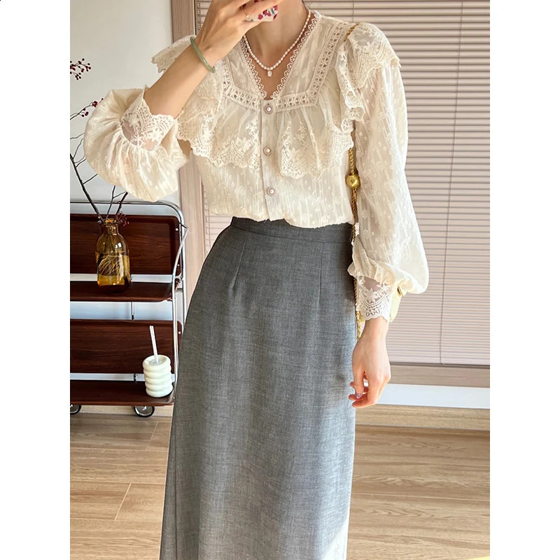 Vintage French Womens Shirt Lace Lolita Elegant Long Sleeve Flounce High Quality Office Fashion Top 240814