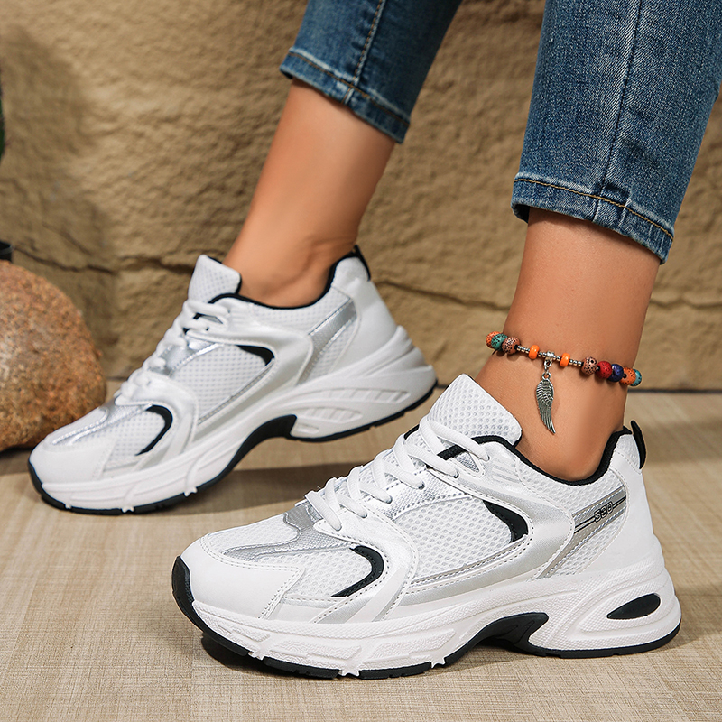 Breathable Platform Sneakers Women Outdoor Non-Slip Sports Shoes Ladies Plus Size 43 Lace-Up Flat Heel Mesh Vulcanized Shoes