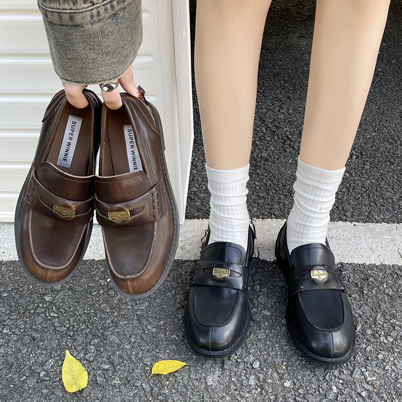 British Style Autumn Fashion Women's Shoes 2024 New Solid Color Round Toe Flats Decoration Slip-On Women's Loafers D33