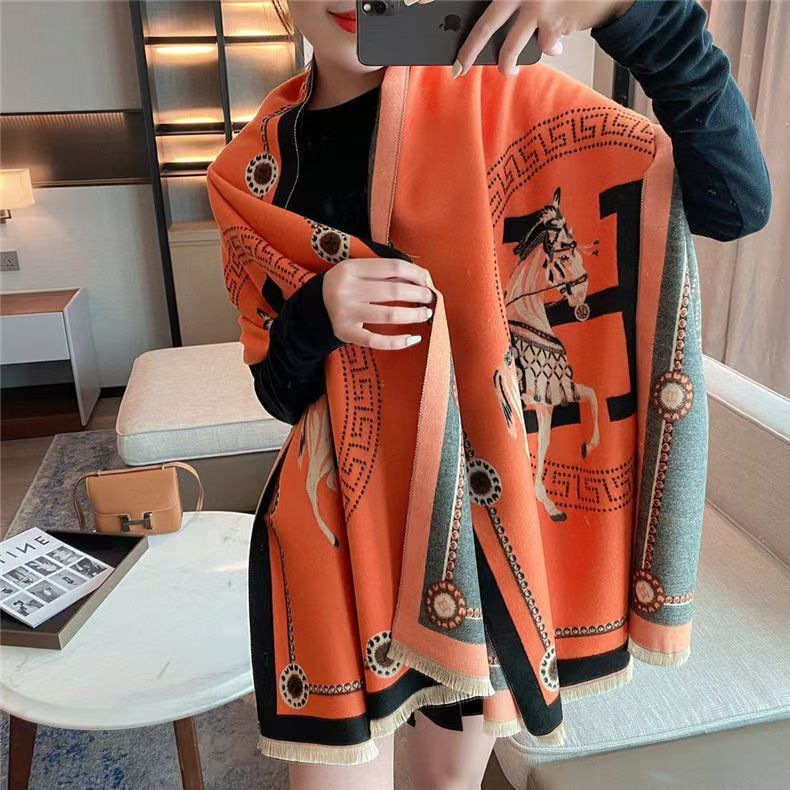 Top Scarves Winter Cashmere Scarf Women Designer Warm Pashmina Blanket Horse Female Shawl Wraps 10A SIZE180x65