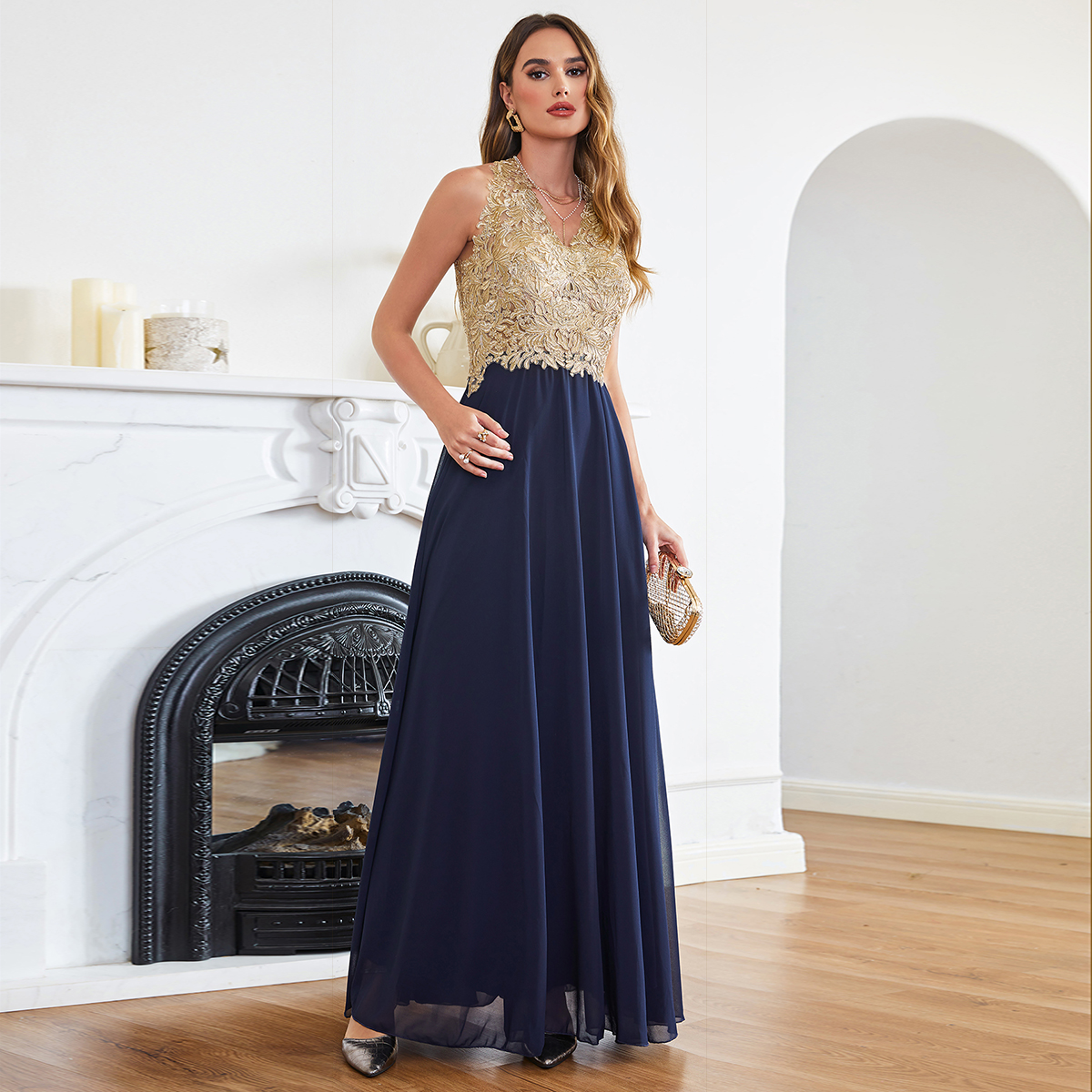 Elegant A E Chiffon Evening Dresses Gold Appliques Top V Neck Sheer Zipper Back Long Prom Party Gowns CPS1452