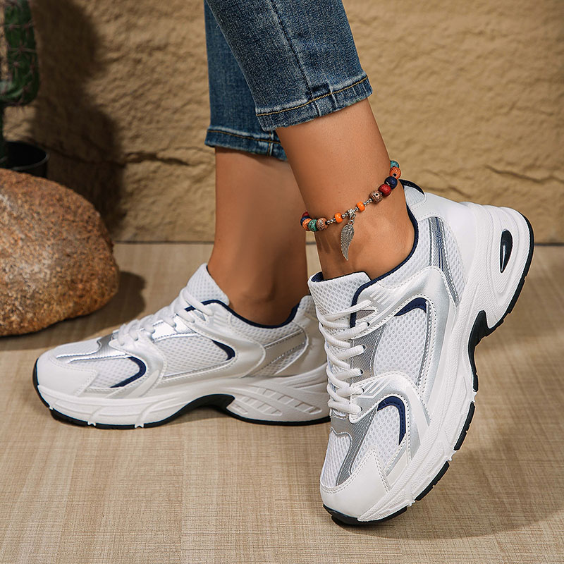 Breathable Platform Sneakers Women Outdoor Non-Slip Sports Shoes Ladies Plus Size 43 Lace-Up Flat Heel Mesh Vulcanized Shoes