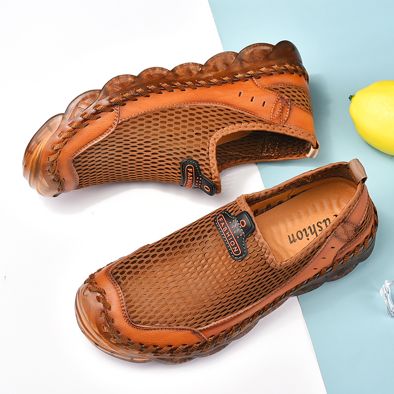 Waterproof Shoes Men Sneakers Summer Breathable Casual Men Shoes Water Comfortable Mesh Shoes Hand-sewn shoes