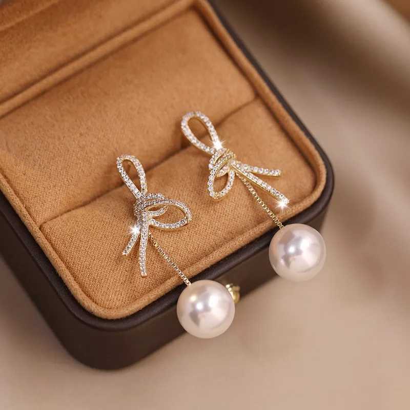 2023 New Bow Pendant Earrings Fashion Long Style Sweet Pearl Womens Earrings Jewelry Girls W241023