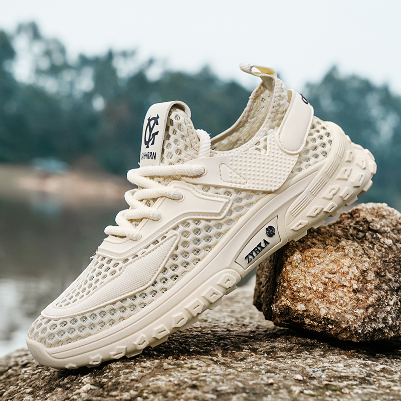 2024 Summer Outdoor Men Sneakers Breathable Slip On Loafers Men Casual Shoes Antiskid Mesh Men Shoes Waterproof Walking Zapatos
