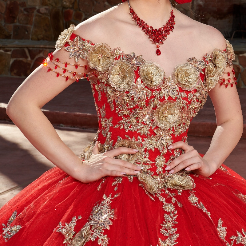 Red Shiny Princess Ball Gown Quinceanera Dresses Off The Shoulder Gold Applique Lace Beads Tull Sweet 16 Dress Vestido De 15 Anos