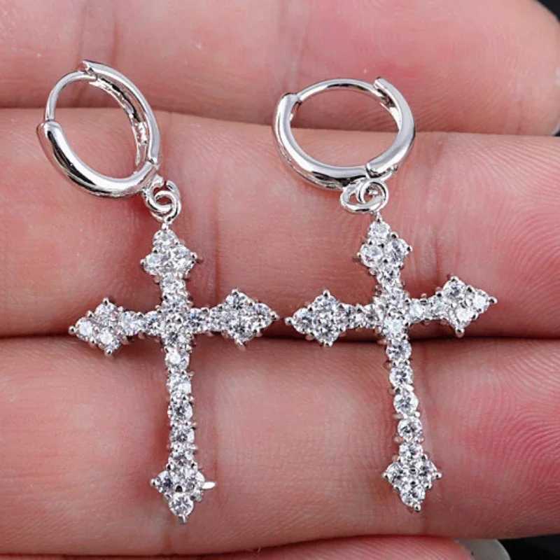 Korean Fashion Zircon Crystal Cross Womens Pendant Earrings Used for Gothic Punk Hip Hop Womens Perforated Pendant Earrings Party Jewelry W2409049