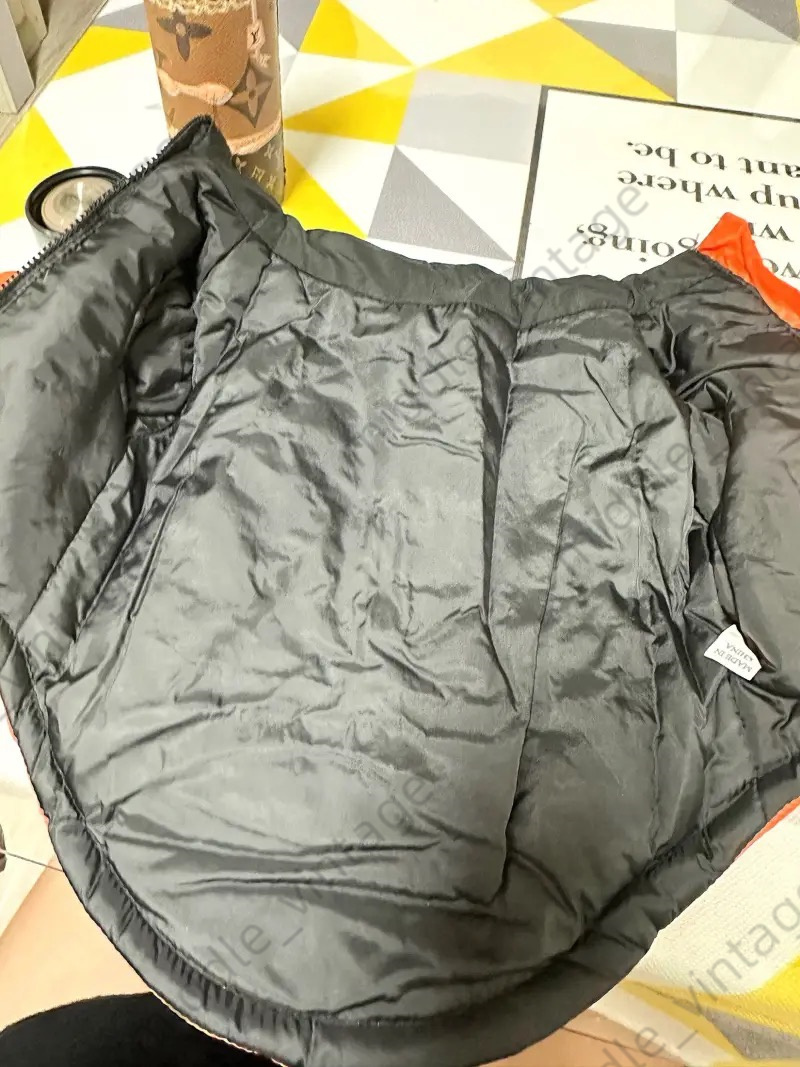 2025 new Trendy Extra Layer of Comfort Tiny Canines Fashionable Dog Coat - Thickened Jacket for Small Dogs with Four-Corner Design Winter We