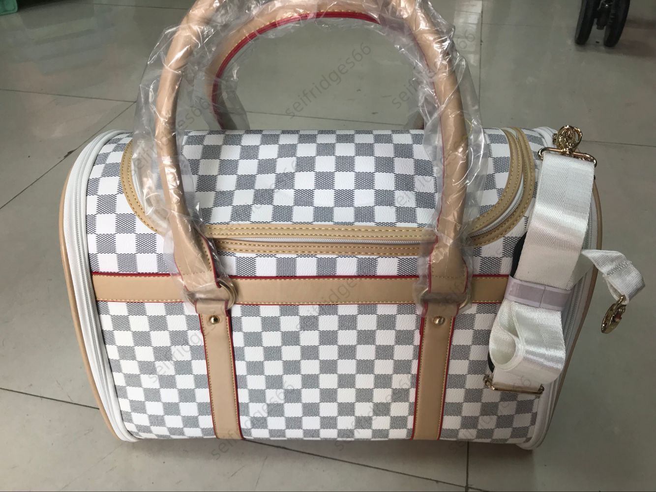 Stylish Multipurpose Pet Tote with Raised Pattern Detailing - Ideal for Car Rides and Everyday Use