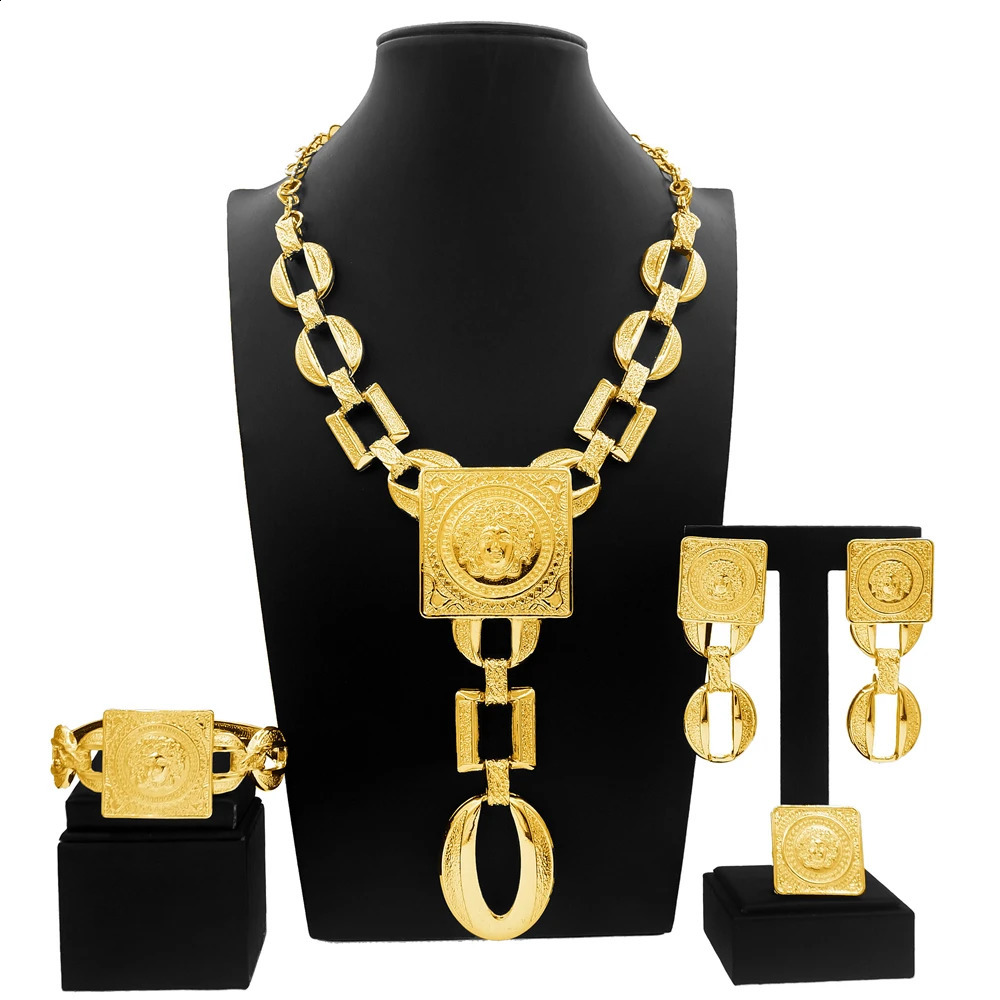 Fashion Ladies Necklace Jewelry Set Face Shape Chain Pendant Large Earrings Square Ring Gift Bijoux 240826 - view 6
