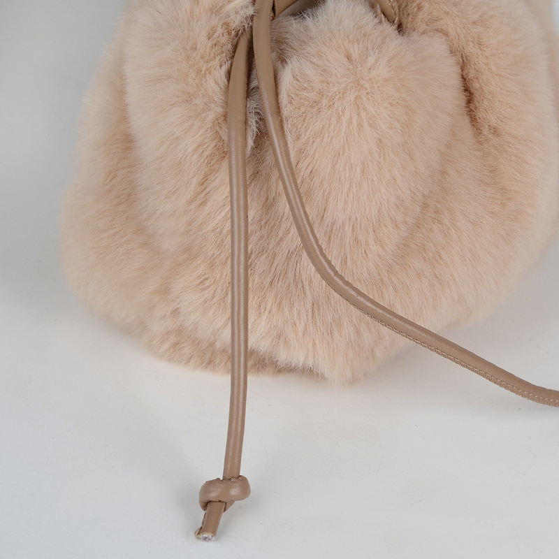 Fashion velour bag flower Plush Handbags Crossbody bag small pumpkin bag new hand-held wool-like bag fashion Joker clouds pleated bag Designer shoulde