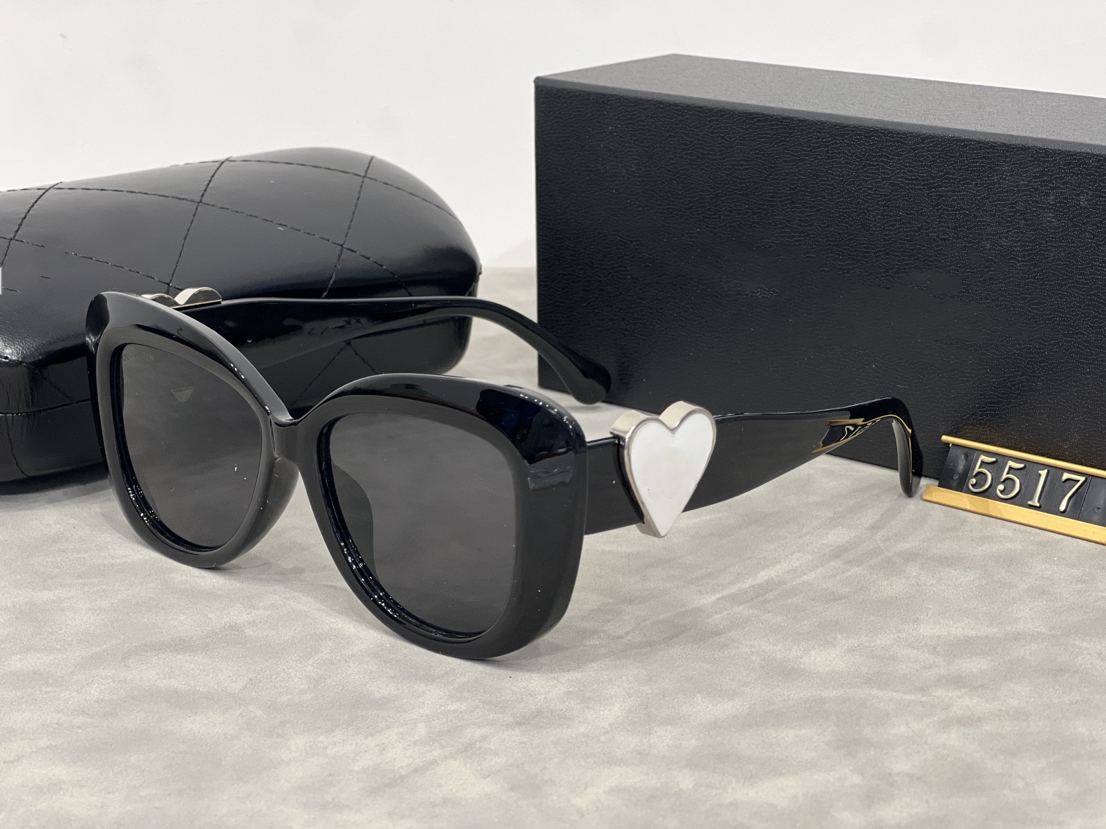 New Fashion sunglasses Classic Full Frame For Mens Woman beautiful Designer Sun Glasses Biggie Sunglass Womens Luxury Fashion Eyewear Hip Hop Eyeglasses green