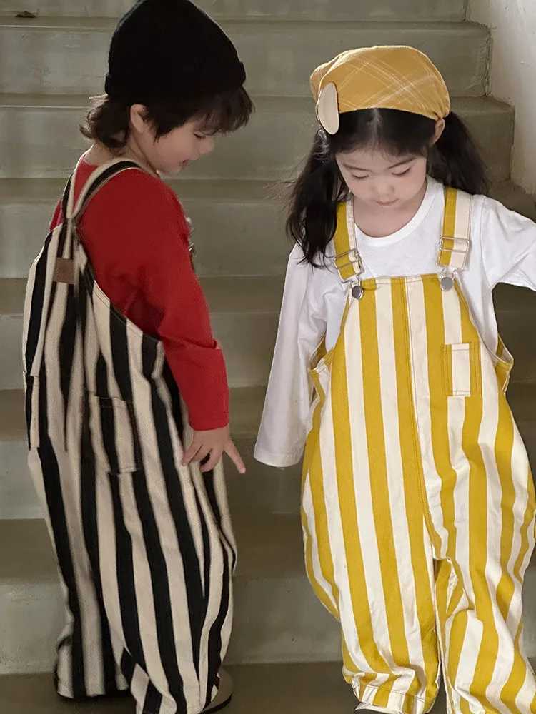 2024 Autumn New Children Striped Overalls Cotton Boys Girls Loose Versatile Strap Trousers Toddler Casual Pants Kids ClothesXJ240904