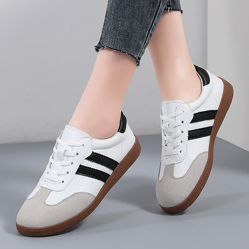 Trendy and versatile, comfortable and casual flat sole shoes, new summer style
