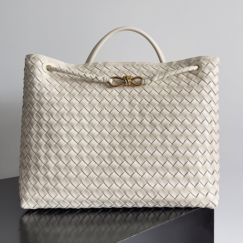 2025 Designer Buckle woven Handbag Intrecciato Leather Braided Womens Portable Shoulder Crossbody Bag Document handbags Purses luxury brand
