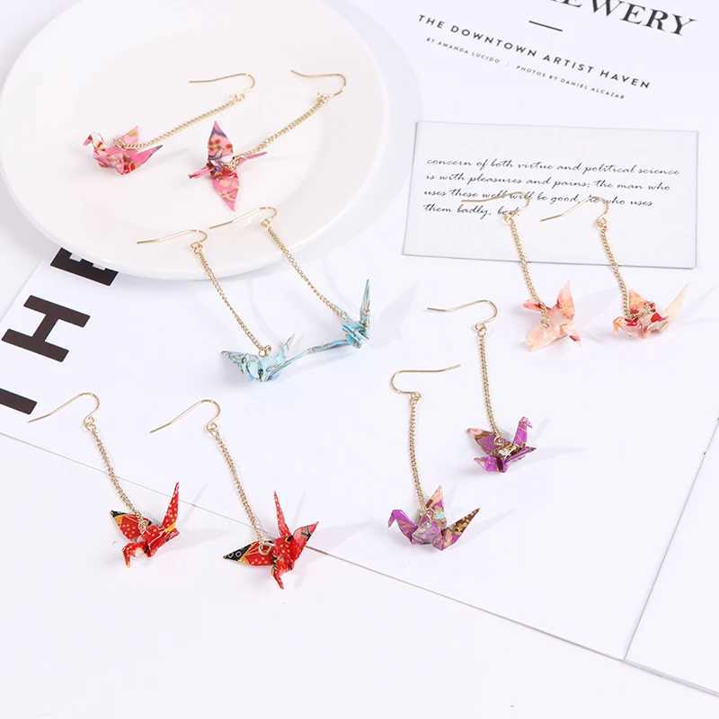 1 pair of origami womens pendant earrings ethnic crane pendant romantic party accessory charming gift W240904