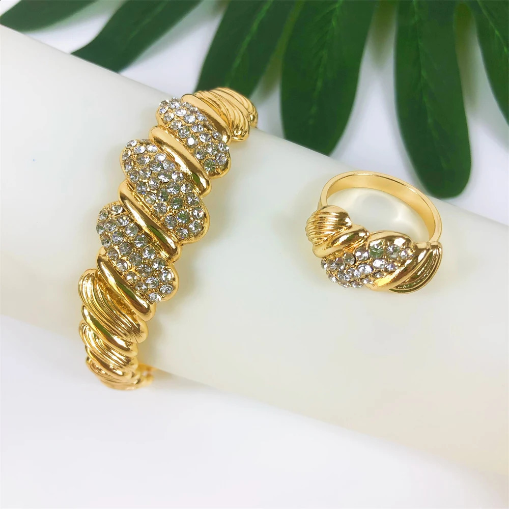 ESALE Trendy Dubai Gold Plated Jewelry Set Italy Ladies Cubic Zirconia Necklace Women Bracelet Earrings African Wedding Jewelry 240903