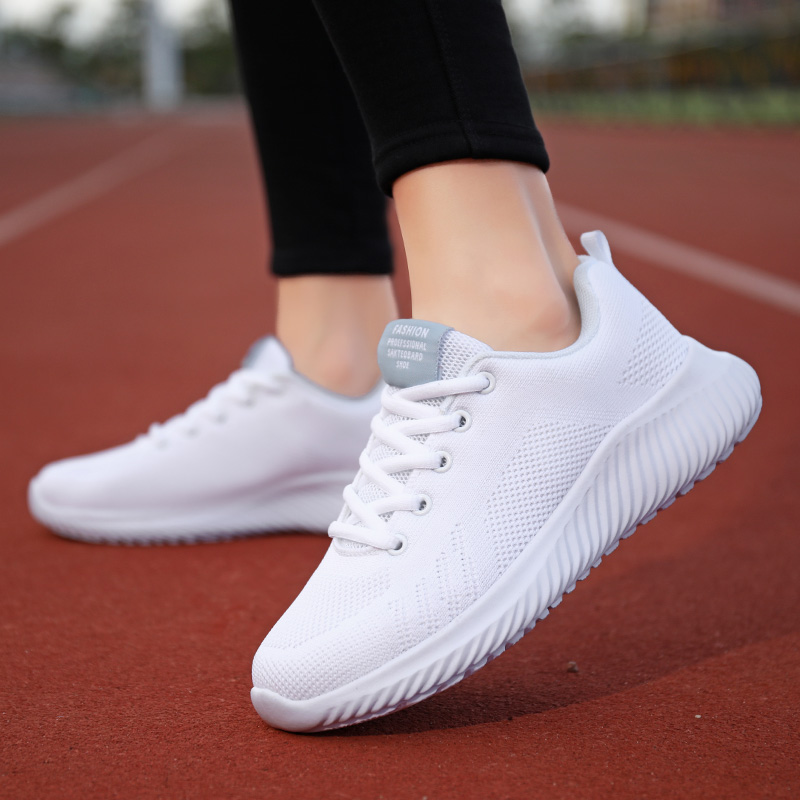 Women's Sports Running Shoes New Outdoor Comfortable and Lightweight Cushioned Flat Bottom Walking Breathable Travel Shoes