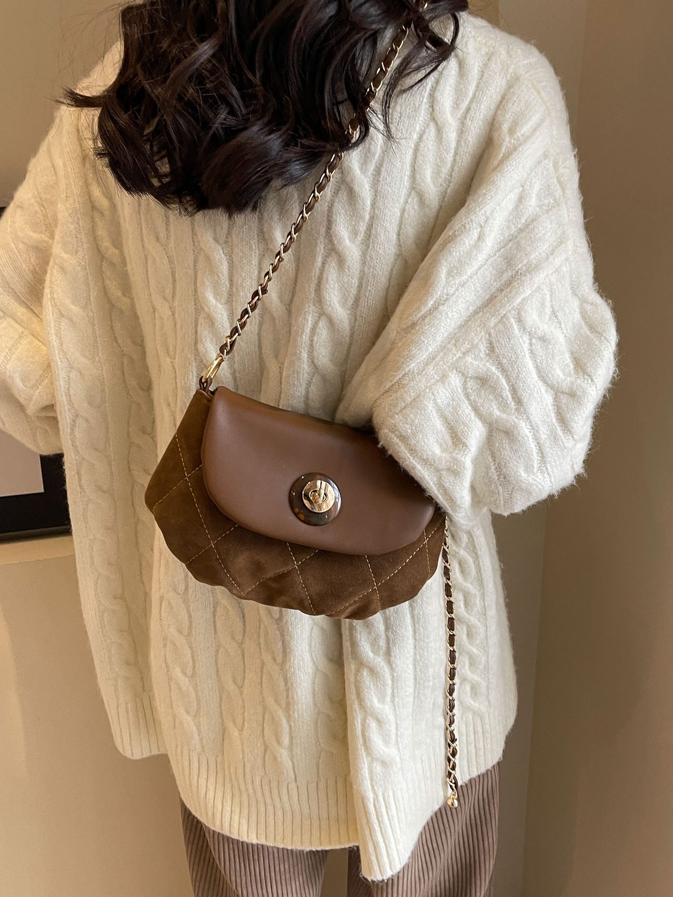 2025 Designer Popular Shoulder 3 Women Fashion Pleated Vintage Versatile Crossbody Bag Free shipping