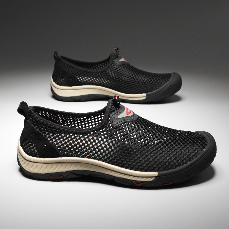 Summer Outdoor Men Sneakers Breathable Slip On Loafers Men Casual Shoes Antiskid Mesh Men Shoes Waterproof Walking Zapatos