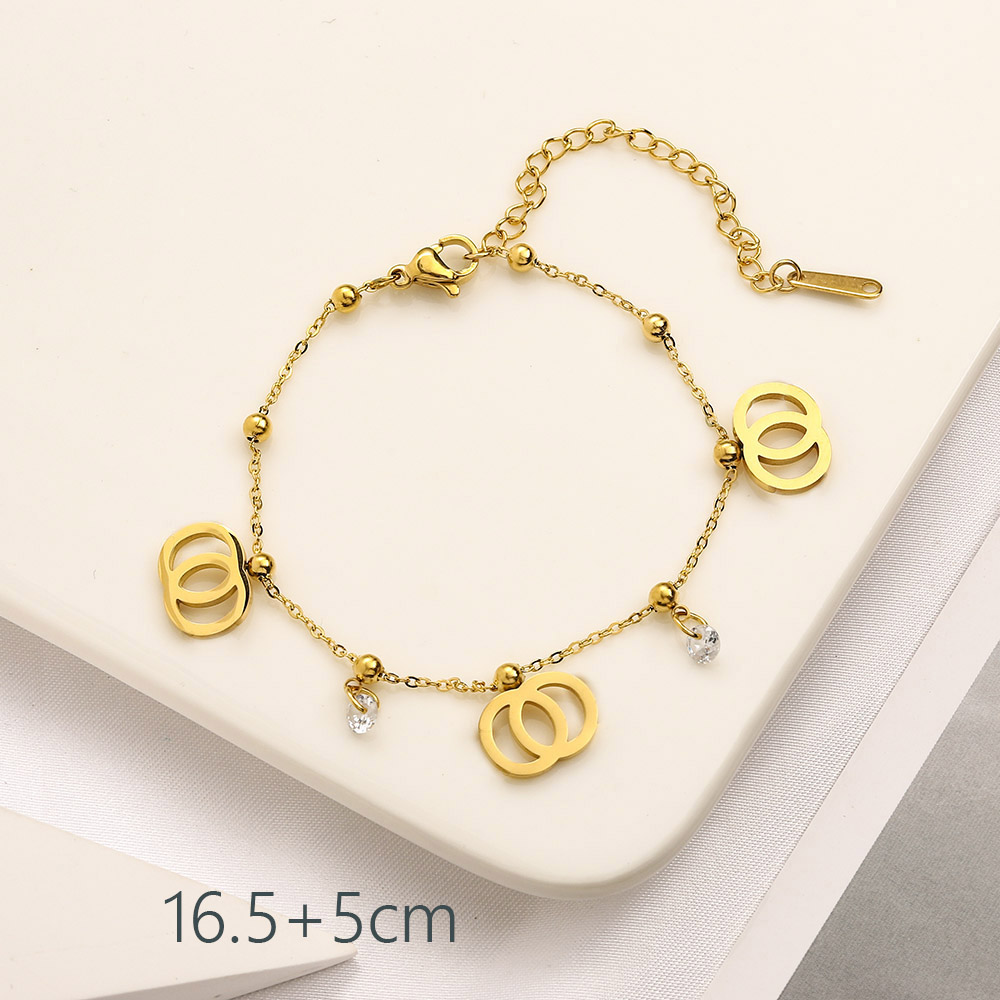 Designer Bracelet Bangle Crystal Pearl Bracelet Women's Romantic Fashion Wedding Party Luxury Jewelry Accessories Round Diamonds Letter Pendant Chain Bracelet