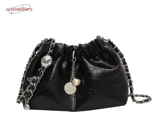 Swissmilitary 2024 new handbag for women, niche, light luxury chain crossbody bag, fashionable and versatile, single shoulder pleated cloud bag, bucke