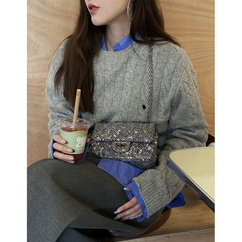 24ss New Womens Keep Warm Sweaters Autumn And Winter Casual Fried Dough Twist Pullover Cashmere Embroidered Sweater Solid O Neck Long Sleeve Jumper