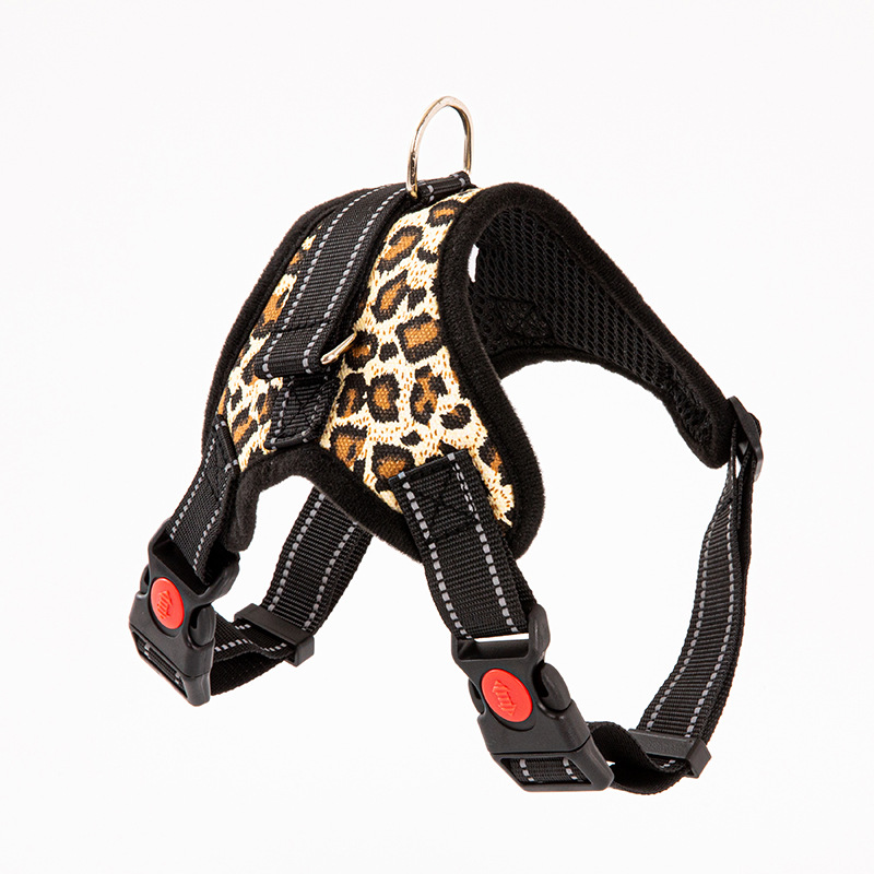 Halloween Crossbody Pet Dog Tether with Adjustable Vest Design for Labrador Retrievers and Similar Sizes