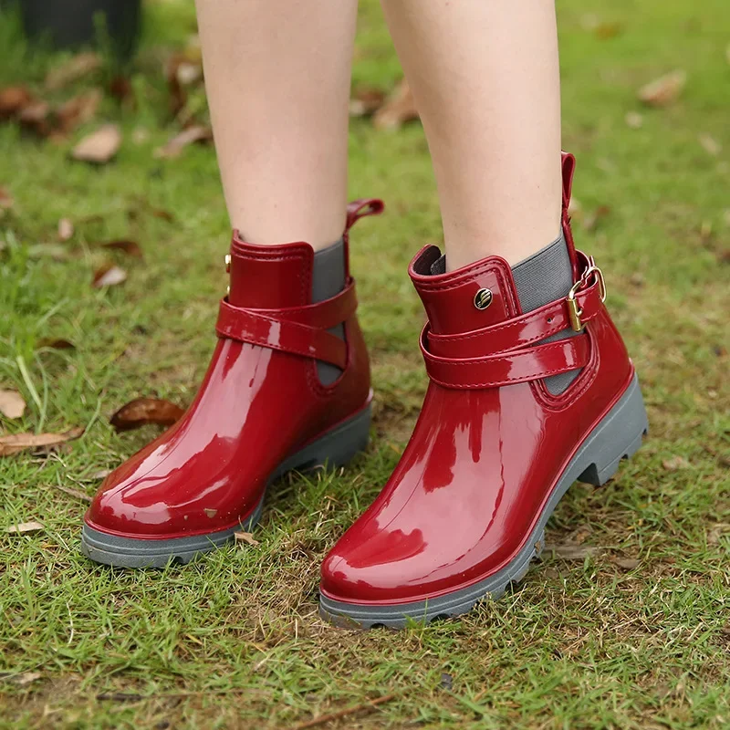Women Rain Boots Waterproof Womens Boots Rubber Shoes Fashion Outdoor Casual Platform Rain Boots PVC Rain Shoes for Women 레인부츠