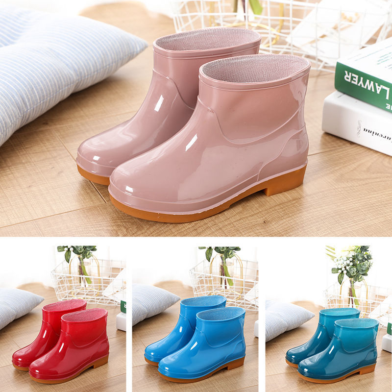 Solid Rain Woman Water Shoes Women Slip On Keep Warm Non-slip Wash The Car Boots Washing shoes wer45 1d5f