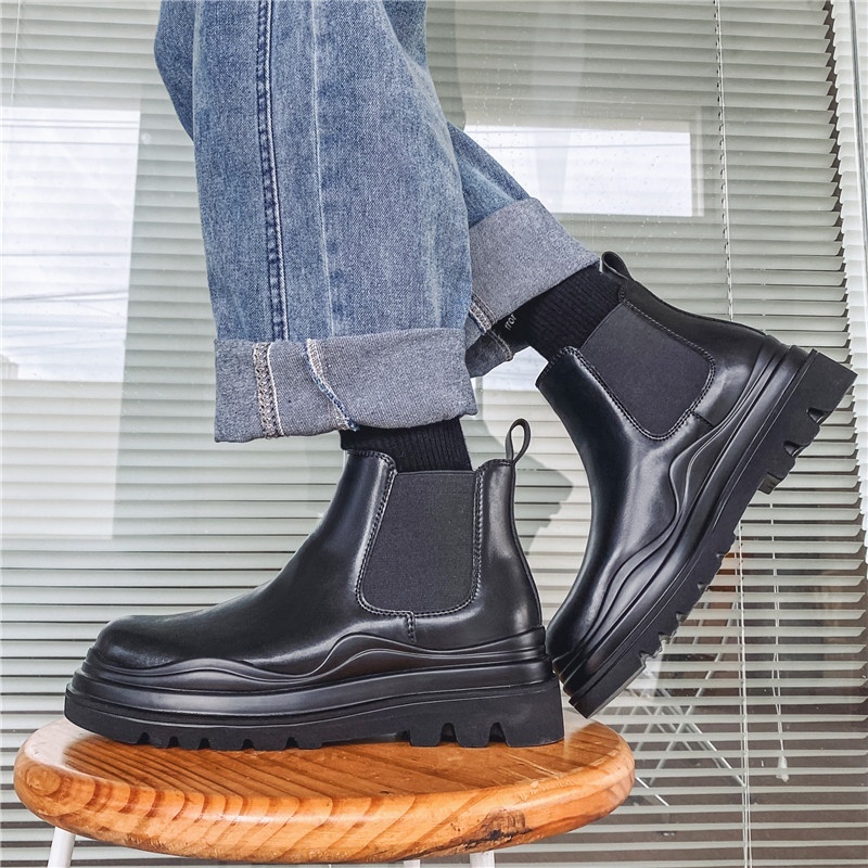 2021 new autumn winter warm and fashionable Chelsea Martin one foot men's boots, British style workwear short boots