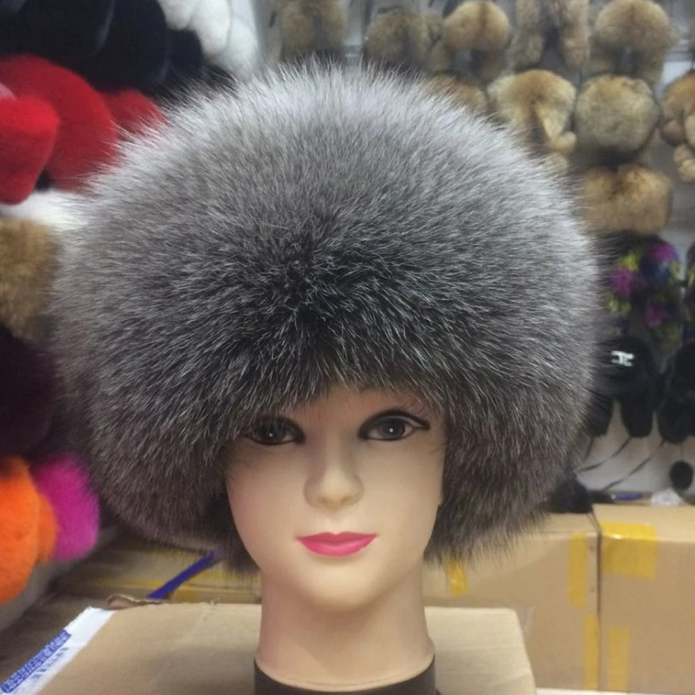 Real Fox Fur Hat for Women with Leather Top Mongolian Princess Hat with Pompom Winter Warm beanie Russian Cap Bonnets for Women 240828