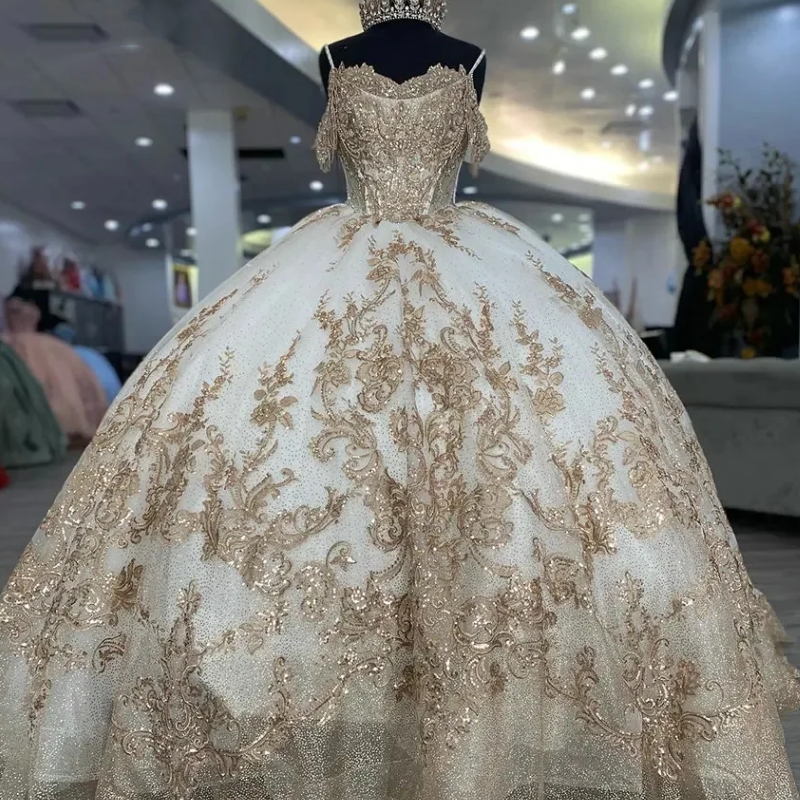 Light Champagne Beading Tassel Ball Gown Quinceanera Spaghetti Sequined Appliques Lace Tull Vestidos De 15 Anos Sweet 16 Dress