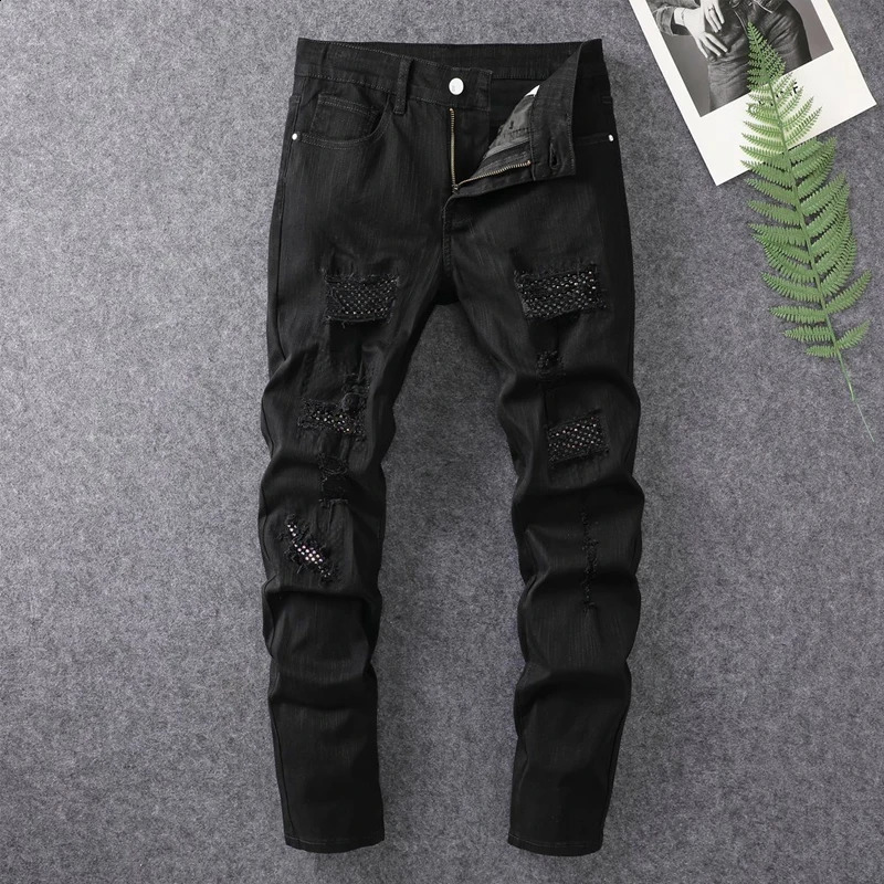 Spring/Summer Selling Mens White Distressed Diamond Jeans Slim and Suitable for American Street Trendy Jeans 240905