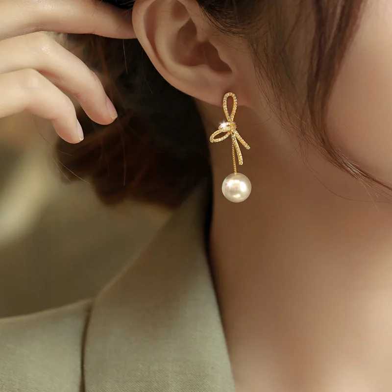 2023 New Bow Pendant Earrings Fashion Long Style Sweet Pearl Womens Earrings Jewelry Girls W241023