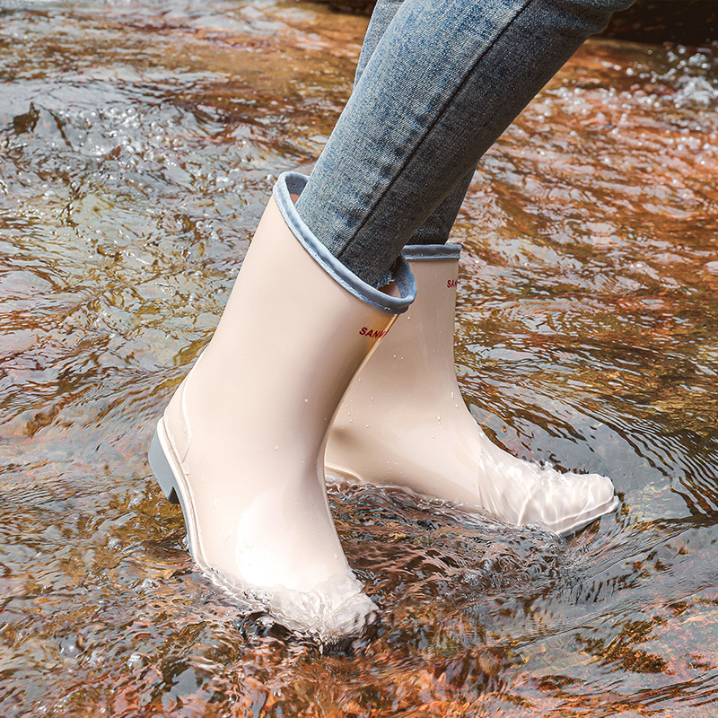Rubber Women Boots Fashion Mid-Calf Waterproof Boot Garden Galoshes Woman Non-slip Slip on Rain Shoes Botas De Lluvia 70b2