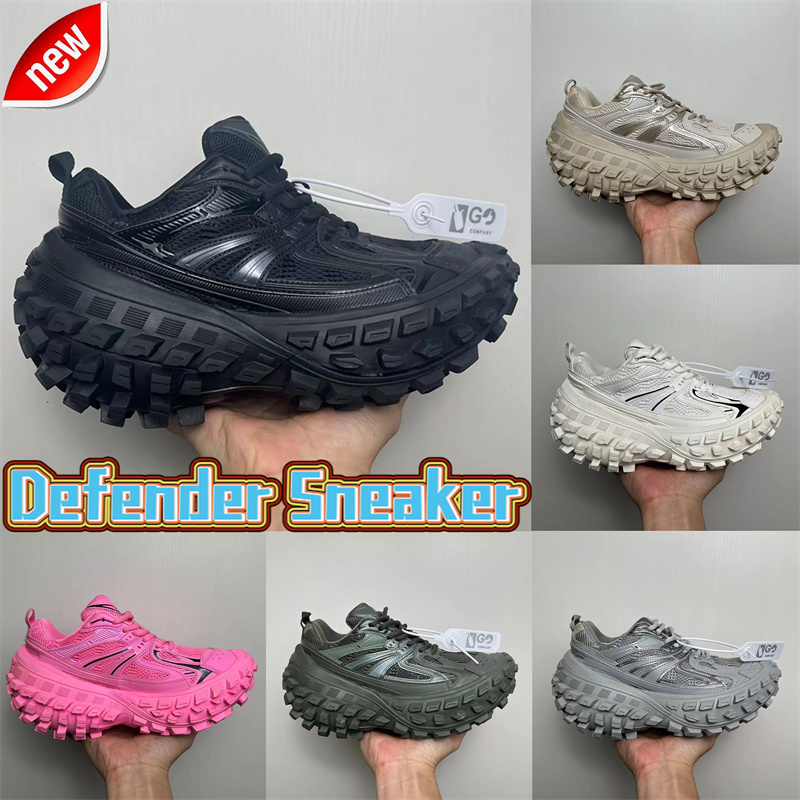 Designer mens Paris Defender Sneakers triple black white womens light Beige grey dark green pink casual shoes men lows platform shoes women outdoor sports trainers