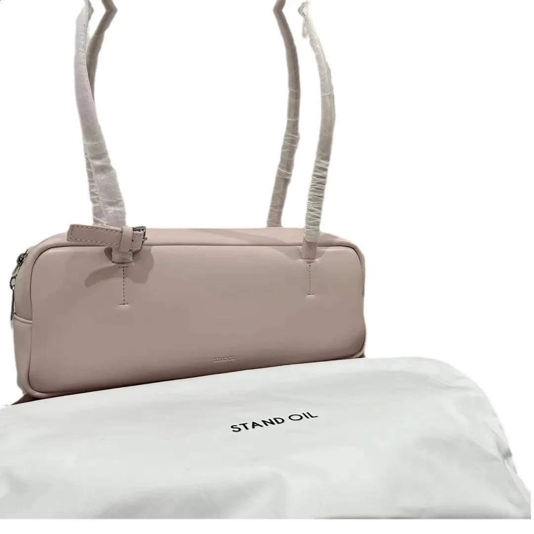 Celebrity style microfiber Boston bag shoulder and armpit headphone 240903