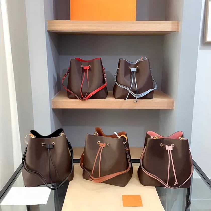 Luxury Medium Bag Designer Shoulder Bags Bucket Handbags Crossbody Drawstring Bag M44020 Shopping Handbag 10A Quality with Dust Bag