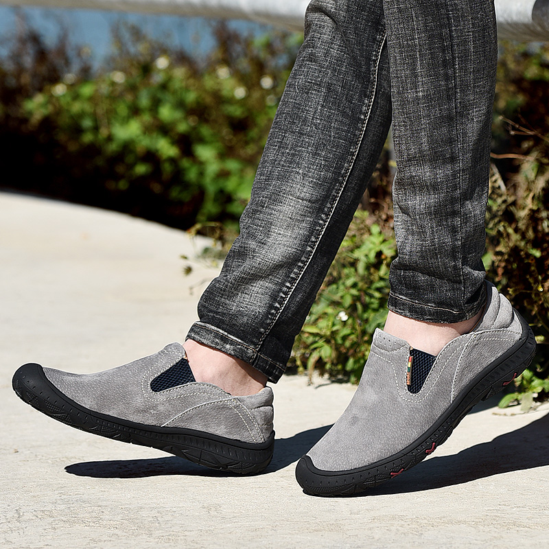 Outdoor Hiking Men Shoes Casual Sneakers Slip On Loafers Men Driving Soft Leather Shoes Men Hot Sale Zapatillas Hombre 2024