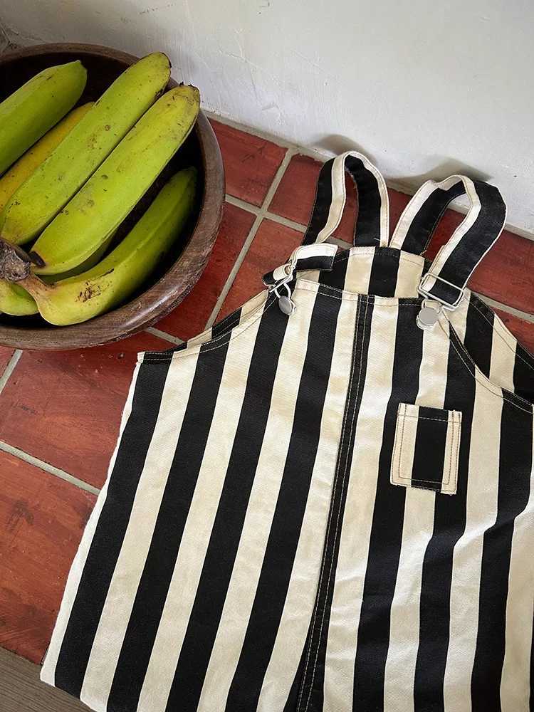 2024 Autumn New Children Striped Overalls Cotton Boys Girls Loose Versatile Strap Trousers Toddler Casual Pants Kids ClothesXJ240904