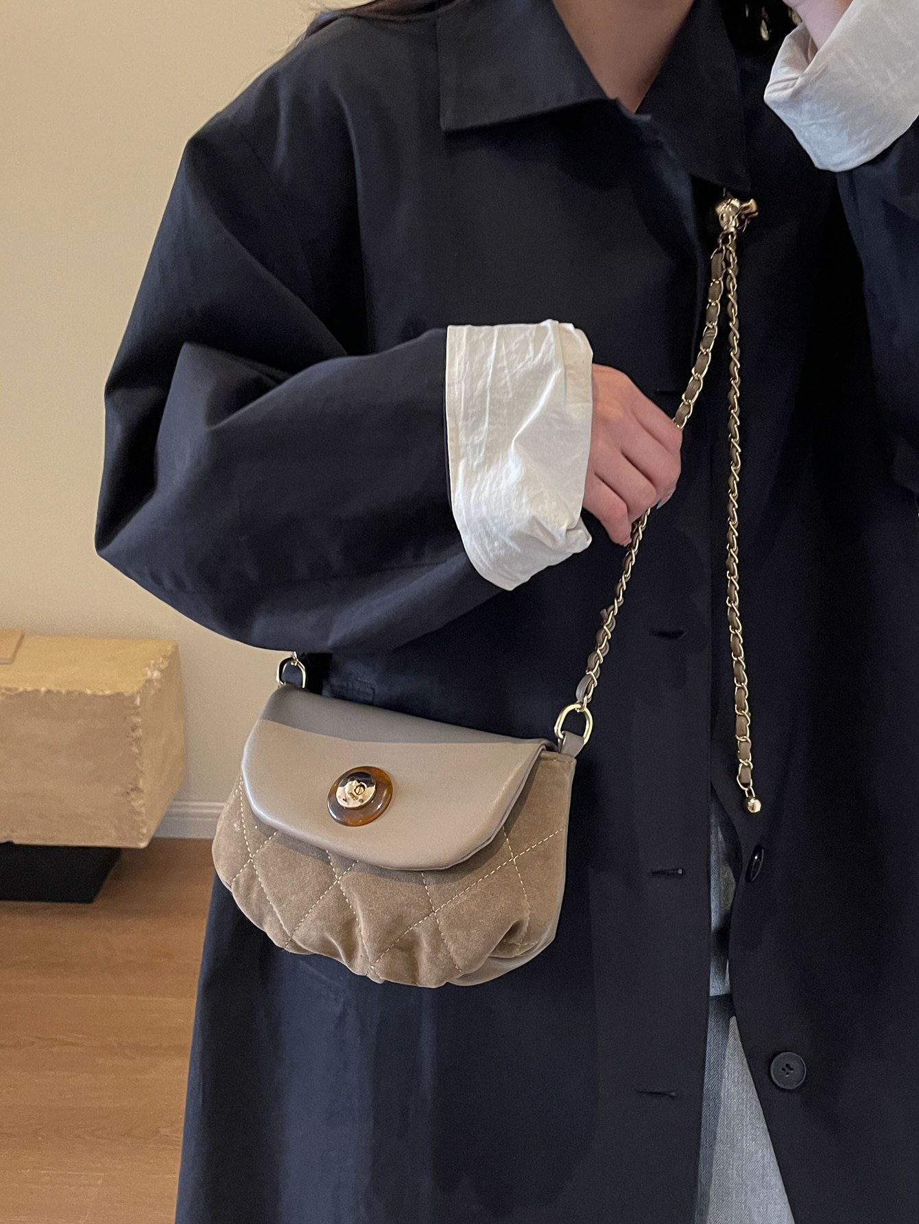 2025 Designer Popular Shoulder 3 Women Fashion Pleated Vintage Versatile Crossbody Bag Free shipping