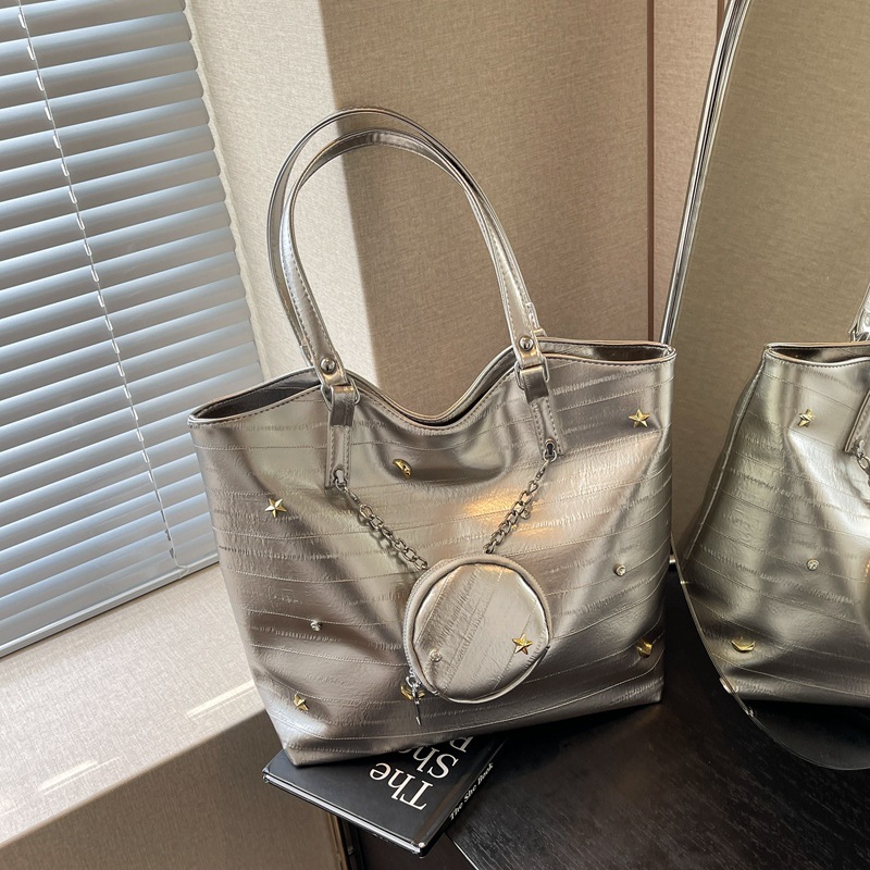 2025 Designer Women Soft 3 Shoulder Large Capacity Fashion Trendy Tote Bag Free shipping