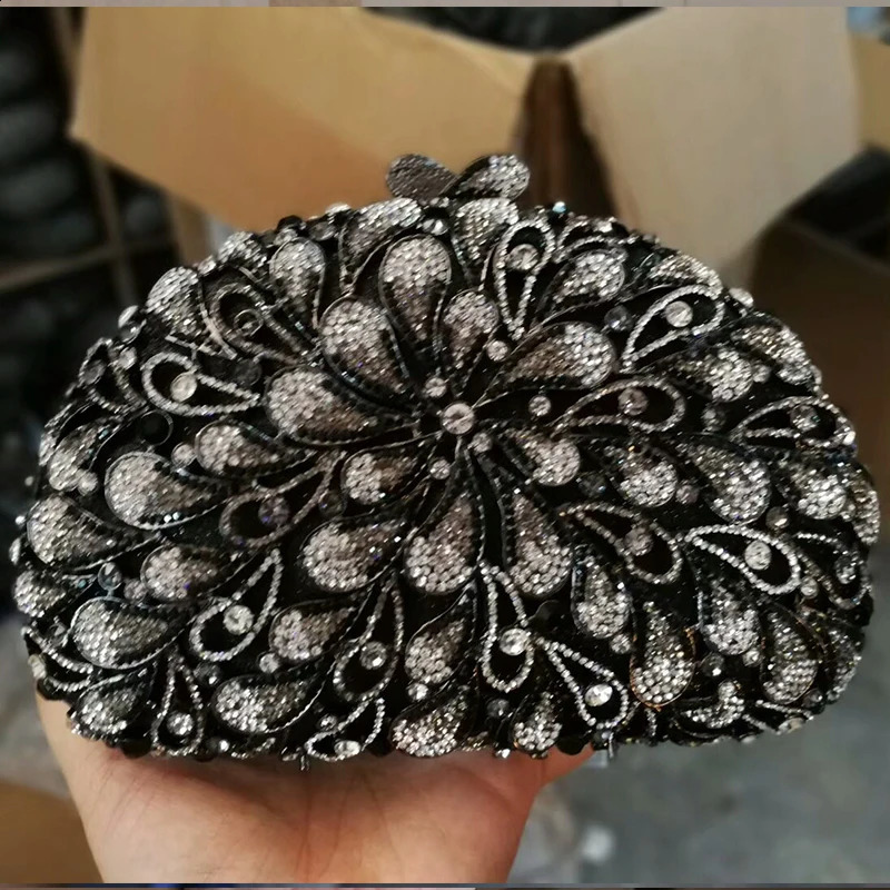 Womens PinkGreenRedBlue Crystal Evening Dress Bag Formal Dinner Stone Handbag Wedding Bridal Clutch Wallet 240903