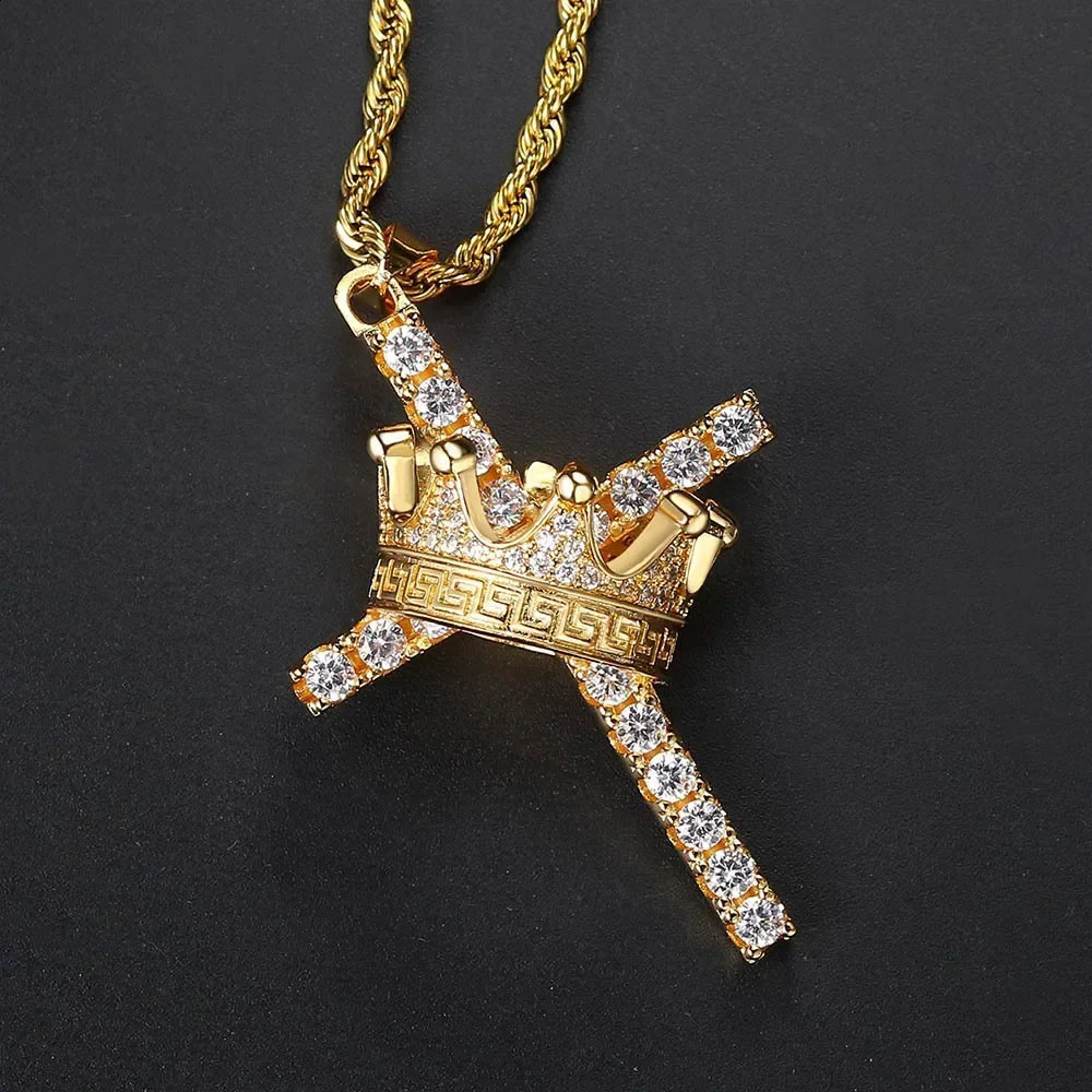 Y2K Hip-hop Cross Men Women Stainless Steel Fashion Gold Crown Zircon Pendant Light Necklace Jewelry Gift 240902