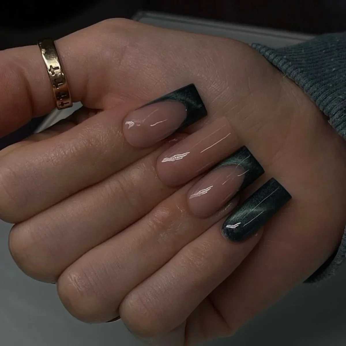 24pcs rectangular fake nails sparkling nail art white wearable fake nails silver French full set pressing nail tips W240905