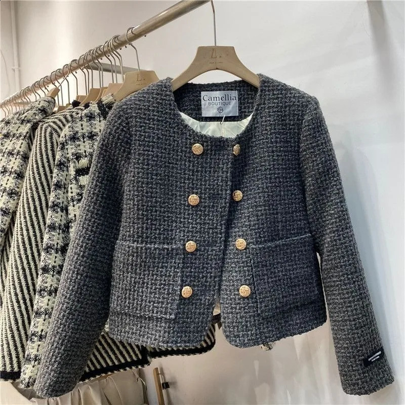 Temperament Celebrity Coarse Tweed Plush Jacket Women Double Breasted Round Neck Solid Fashion Korean Autumn Warm Chic Lady Coat 240904