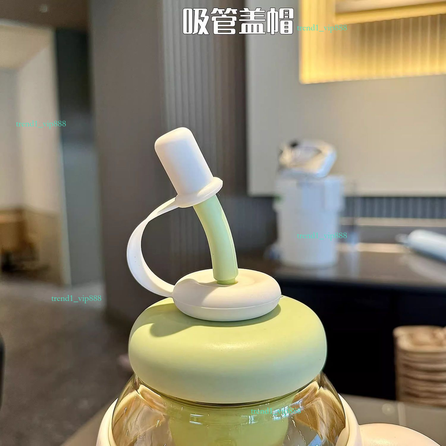 Fashion High Beauty Girl Big cup Ton Bucket Milk Tea cup with handle Cute Straw cups Large Capacity Plastic Water Bottle cups with lid and straw 773