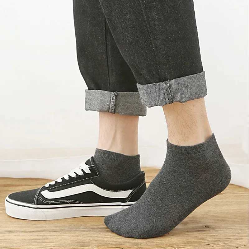 10 pairs/bulk mens cotton socks hot selling low tube solid color breathable comfortable simple fashion gift mens ankle socks W240905